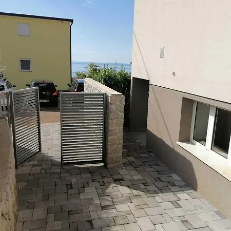 Apartment Rona Erea Icici