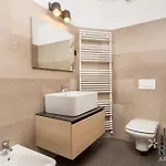 Rona Erea Appartement *