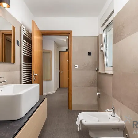 Apartmán Rona Erea *