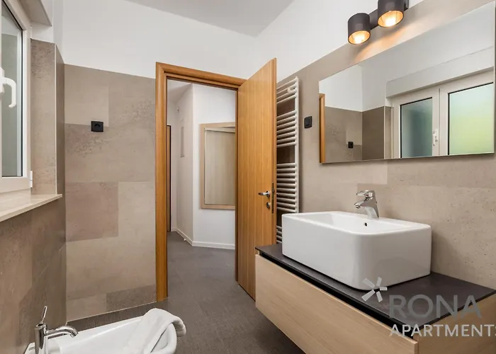 아파트 Rona Erea Ičići